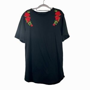 Pacsun Short Sleeve T Shirt with Flower Embroidery